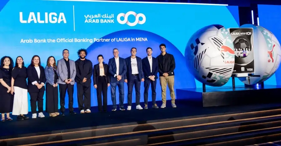البنك العربي و(لاليغا) يطلقان بطاقة فيزا ائتمانية مشتركة بحضور نجم كرة القدم العالمي 