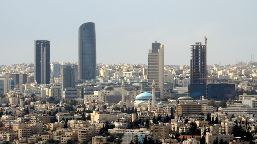 أجواء دافئة في أغلب المناطق حتى الاثنين