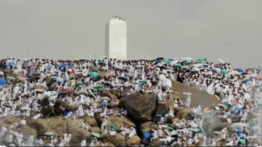 جبل الرحمة.. معلم ارتبط بأعظم مشاهد الحج