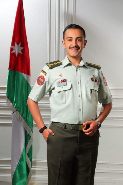 تهنئة للنقيب أحمد تركي أبو يامين بمناسبة الترفيع 