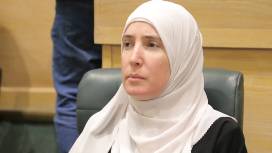 النائب راكين أبو هنية تعلن مبادرة تطوعية لمساندة طلبة الثانوية العامة وتثمن موافقة وزارة التربية على تنفيذها