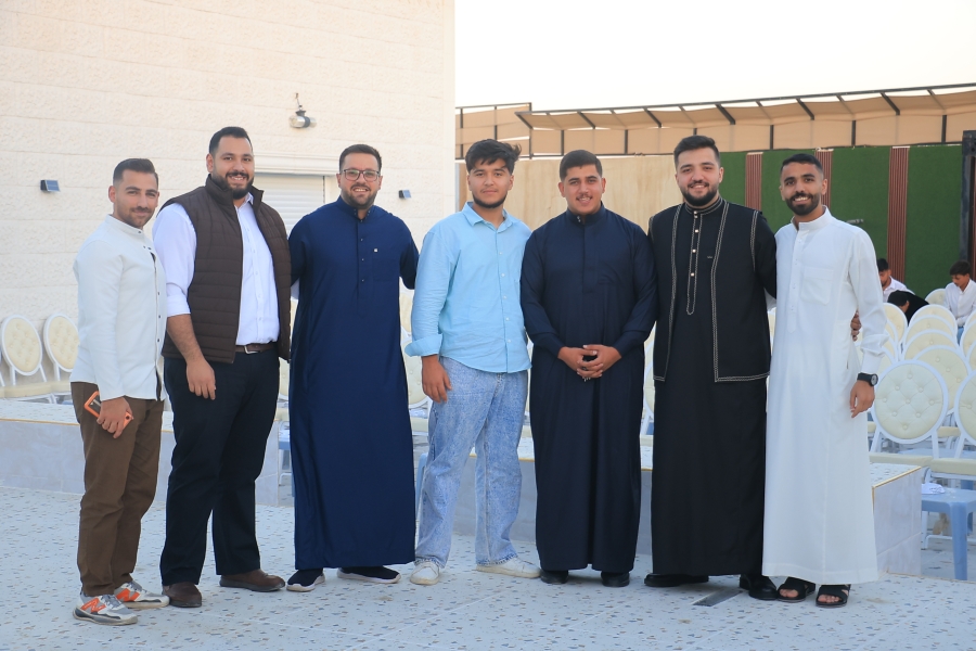 فرحة عشيرة البطوش بتخرج الدكتور محمد مصلح البطوش والدكتور أيمن معتصم البطوش