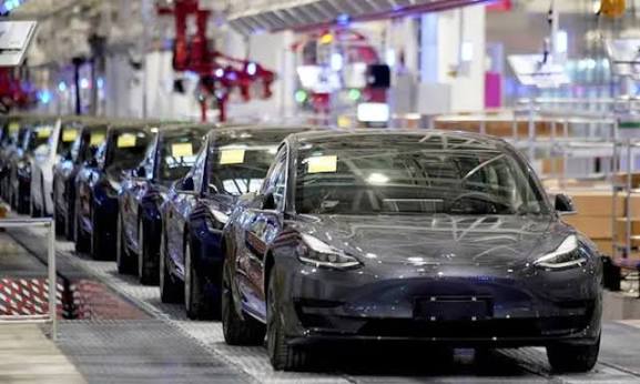 الصين تستدعي أكثر من 4 ملايين سيارة بينها 3 ملايين تسلا بسبب خلل