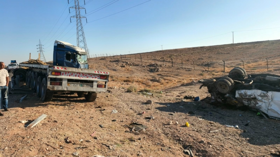 نائب الملك ولي العهد يعرب عن تعازيه لذوي المتوفين بحادث حافلة مكلفي خدمة العلم