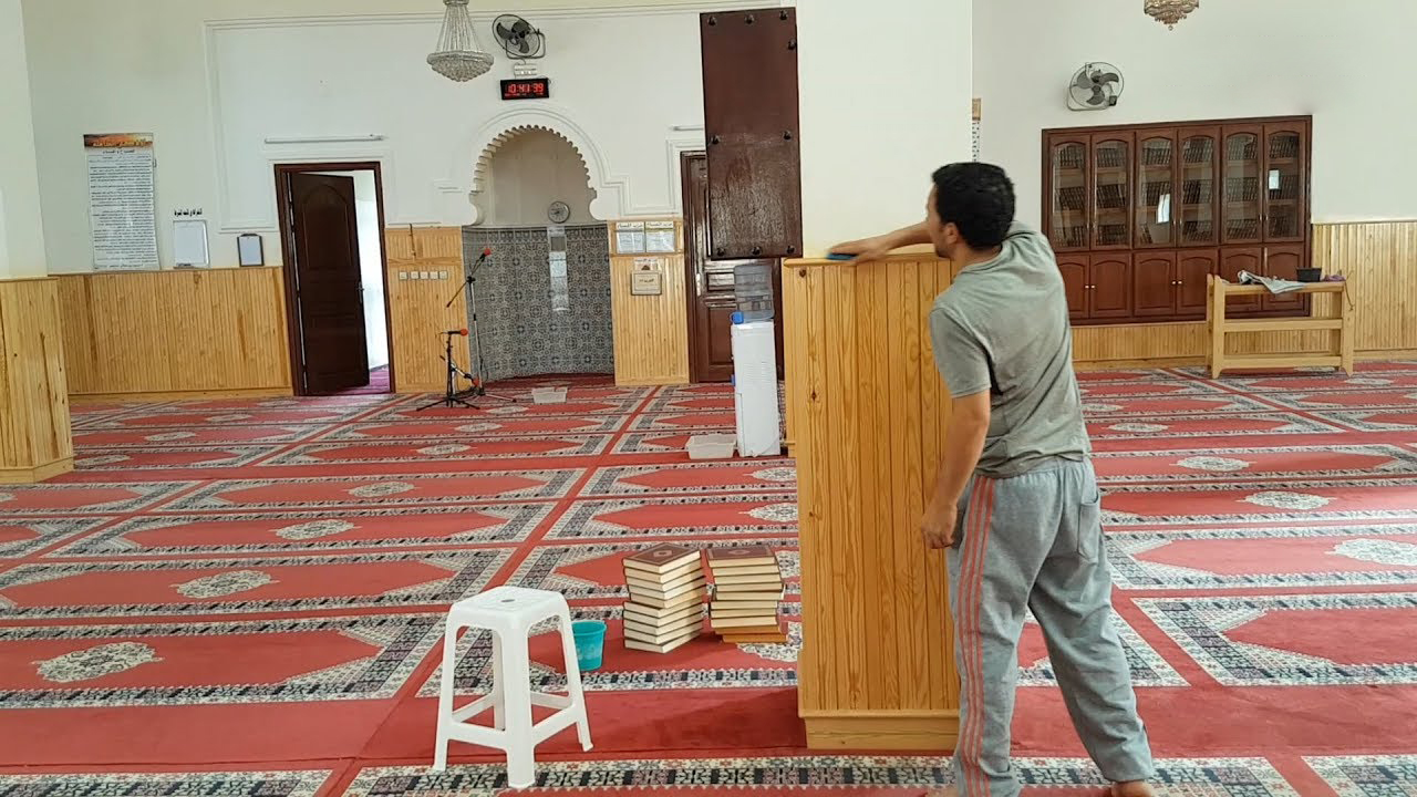 قرار غير مسبوق.. خدمة المسجد بدلا من السجن