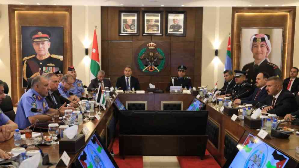 بحث تعزيز العلاقات بين أجهزة الأمن الأردنية والعراقية