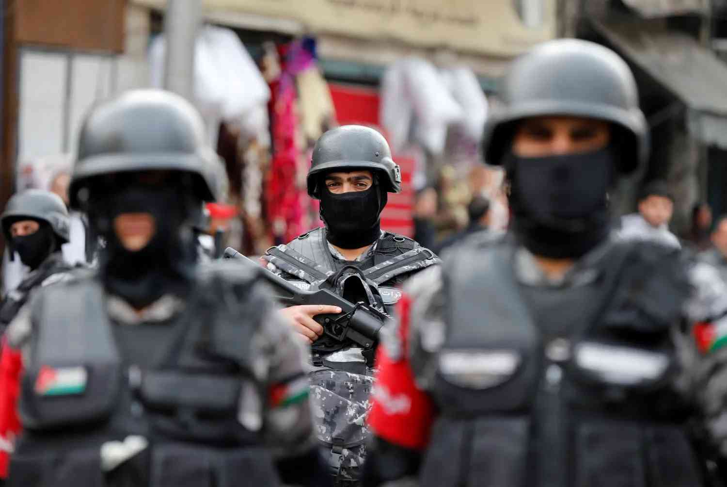 اعتقال مُسلح داخل عرس في عمان