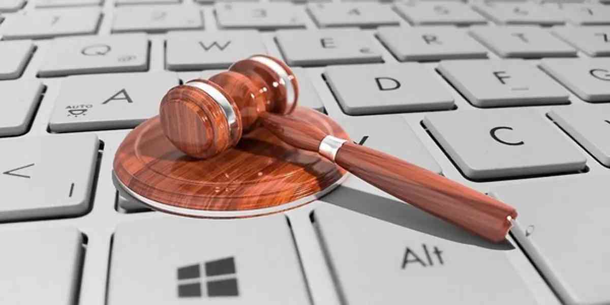 تخصيص 75 قاضيا ومدعيا عاما للتحقيق بقضايا الجرائم الإلكترونية