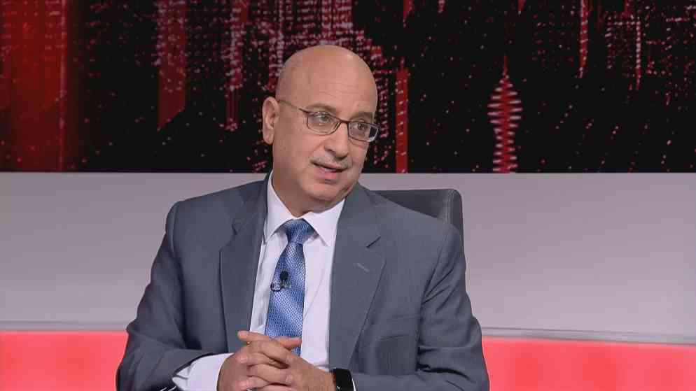 مجلس الوزراء يحيل الدكتور محمد كنانة إلى التقاعد