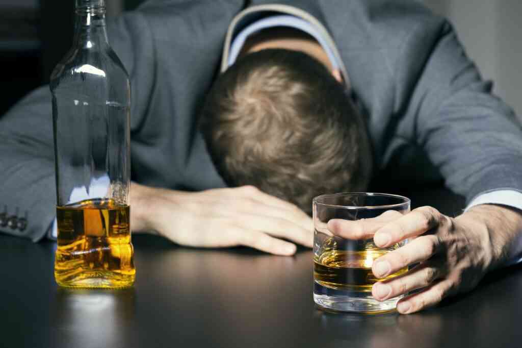 دراسات حديثة: أي كمية من الكحول يمكن أن تضر بالصحة