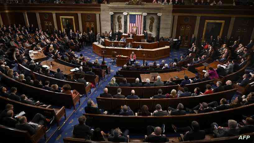 النواب الأميركي يوافق على مقترح لتجنب الإغلاق الحكومي