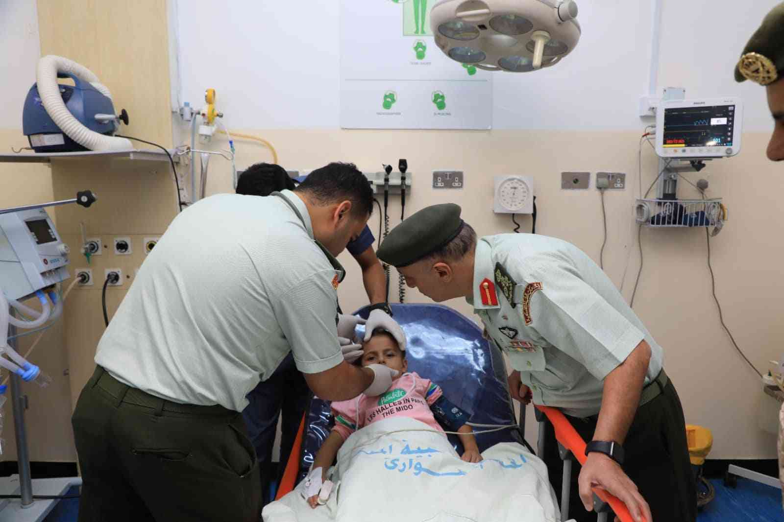 إخلاء طفلة من غزة لاستكمال علاجها بمدينة الحسين الطبية
