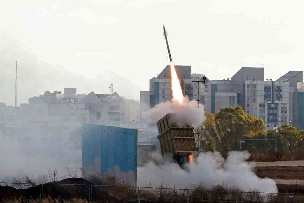 إطلاق صواريخ من لبنان على إسرائيل