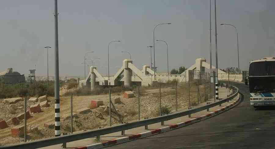 إغلاق جسر الملك حسين اليوم