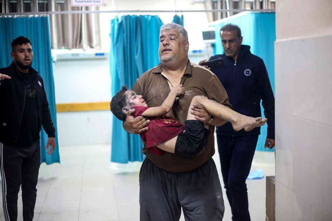 أكثر من 500 ضحية بقصف مستشفى في غزة