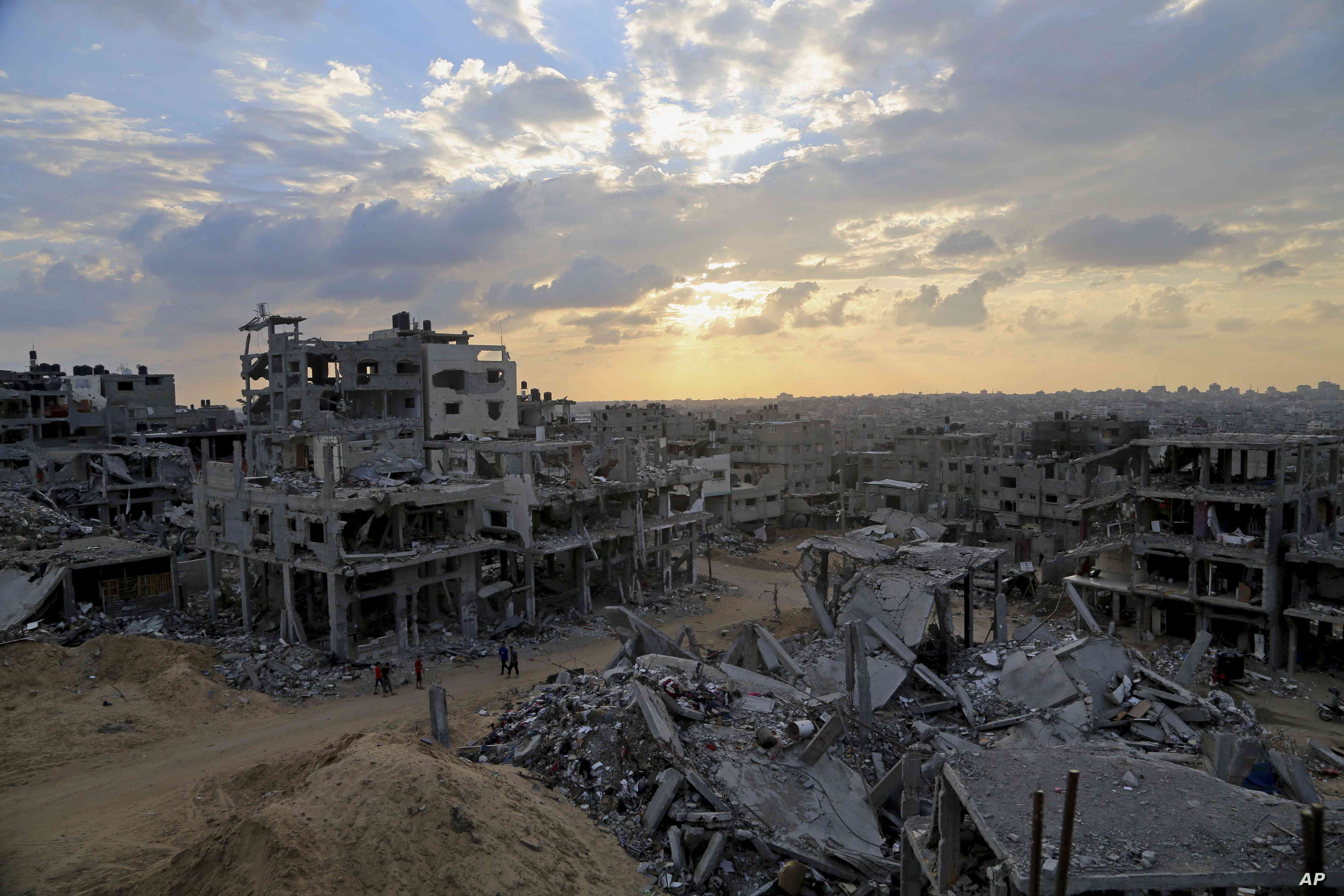 كم بلغت قيمة التعهدات لمساعدة غزة؟