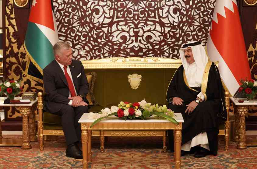 الملك والعاهل البحريني يؤكدان ضرورة وجود هدنة إنسانية في غزة