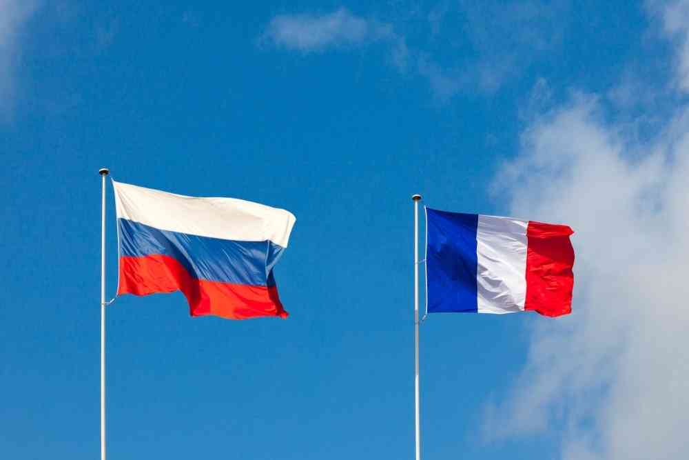 روسيا تصفع فرنسا بسبب موقفها ضد حماس