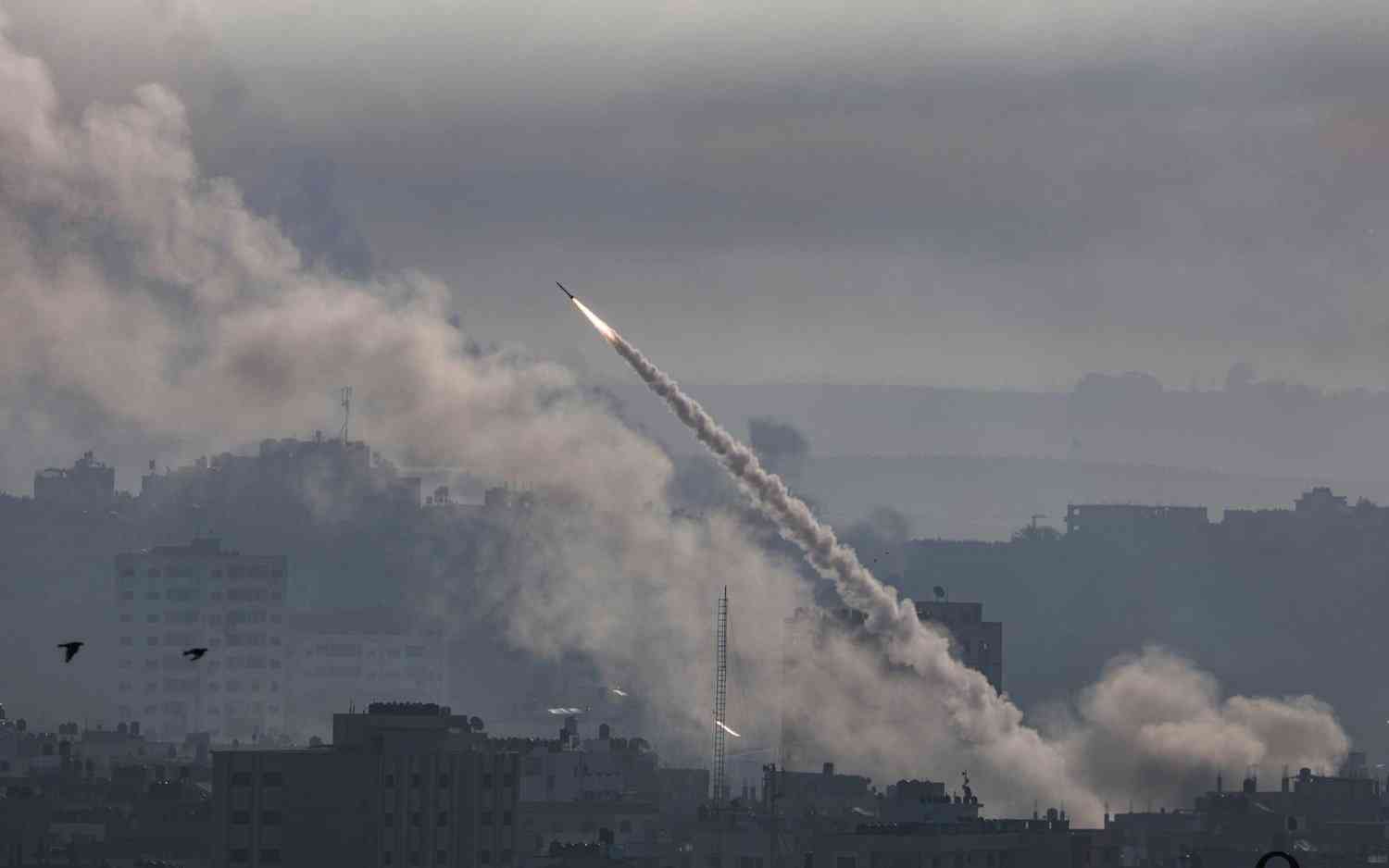 صواريخ وقذائف تنهال على الاحتلال من لبنان