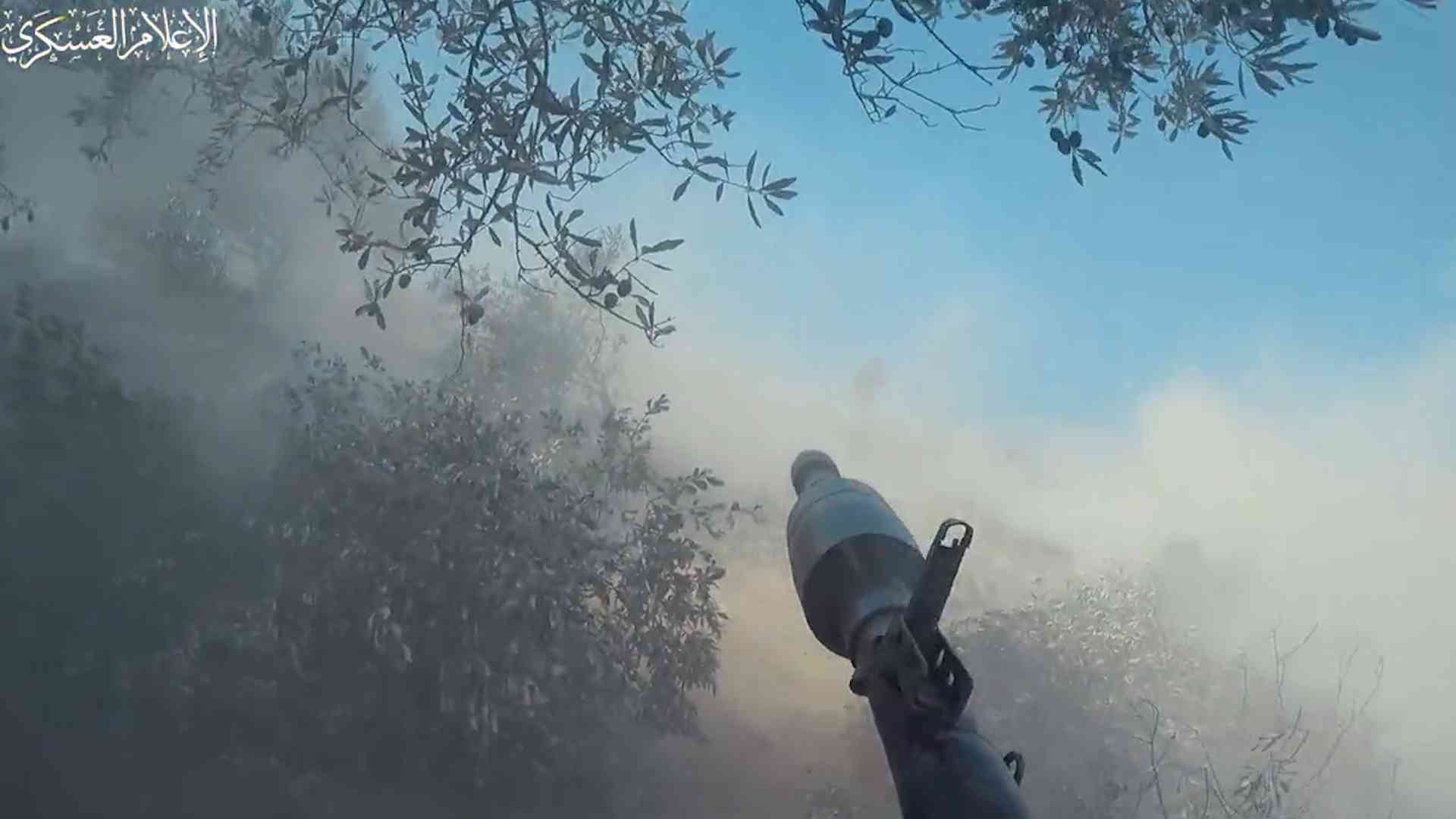مشهد خيالي.. ماذا يعني وصول جندي قسامي لدبابة ميركافا 4 وتفجيرها؟ (فيديو)