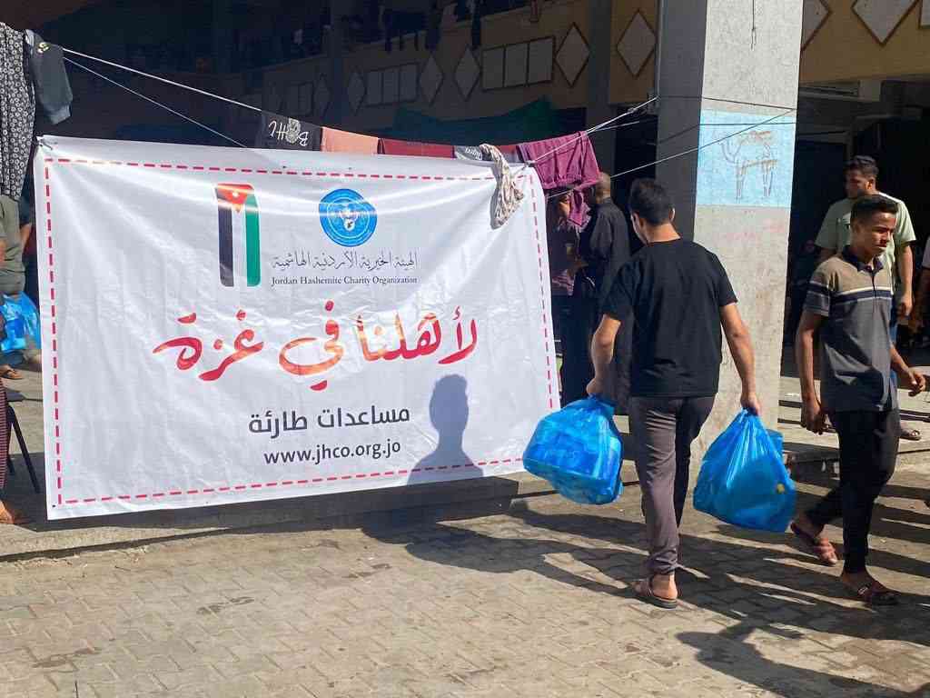 مساعدات أردنية تصل أهالي غزة.. تفاصيل