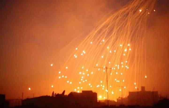 بالفيديو.. الاحتلال يقصف غزة بقنابل الفوسفور