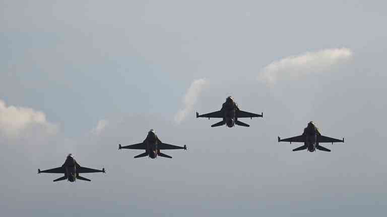 سلاح الجوي الإسرائيلي يوجه رسالة للعرب