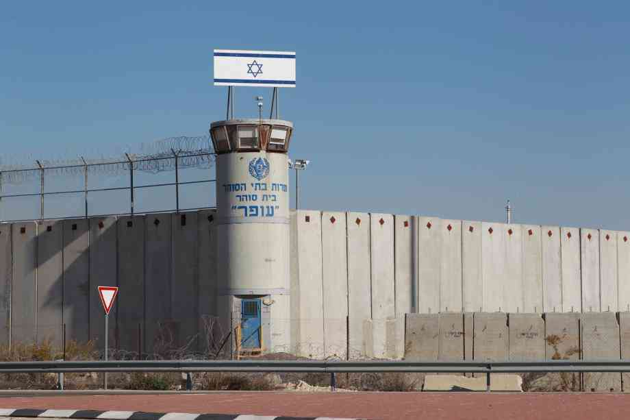 لماذا تأخر الإفراج عن المحتجزين الإسرائيليين في القطاع؟