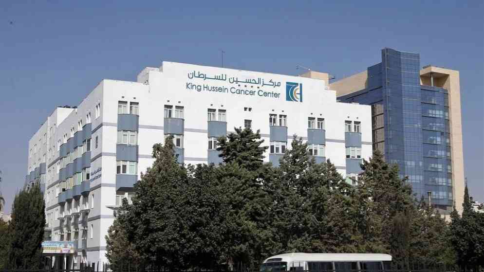 مركز الحسين استقبل 11 مصابا بالسرطان من غزة لتلقي العلاج