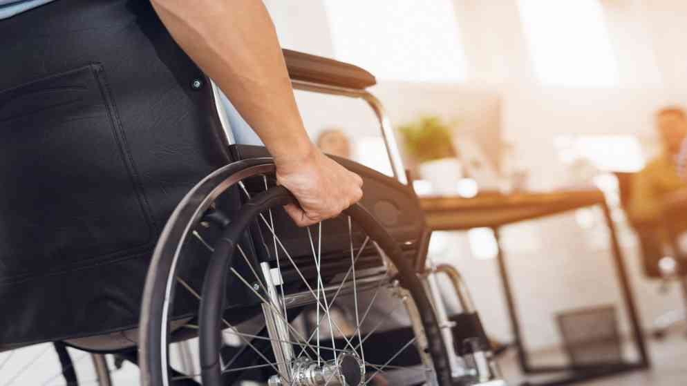 لا عزاء لذوي الإعاقة في القطاع بيومهم العالمي