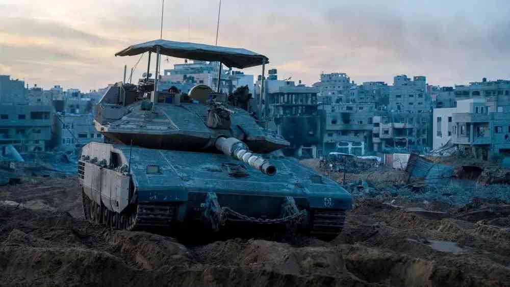 بعد الفيتو.. الإدارة الأميركية تضغط لبيع قذائف دبابات لإسرائيل