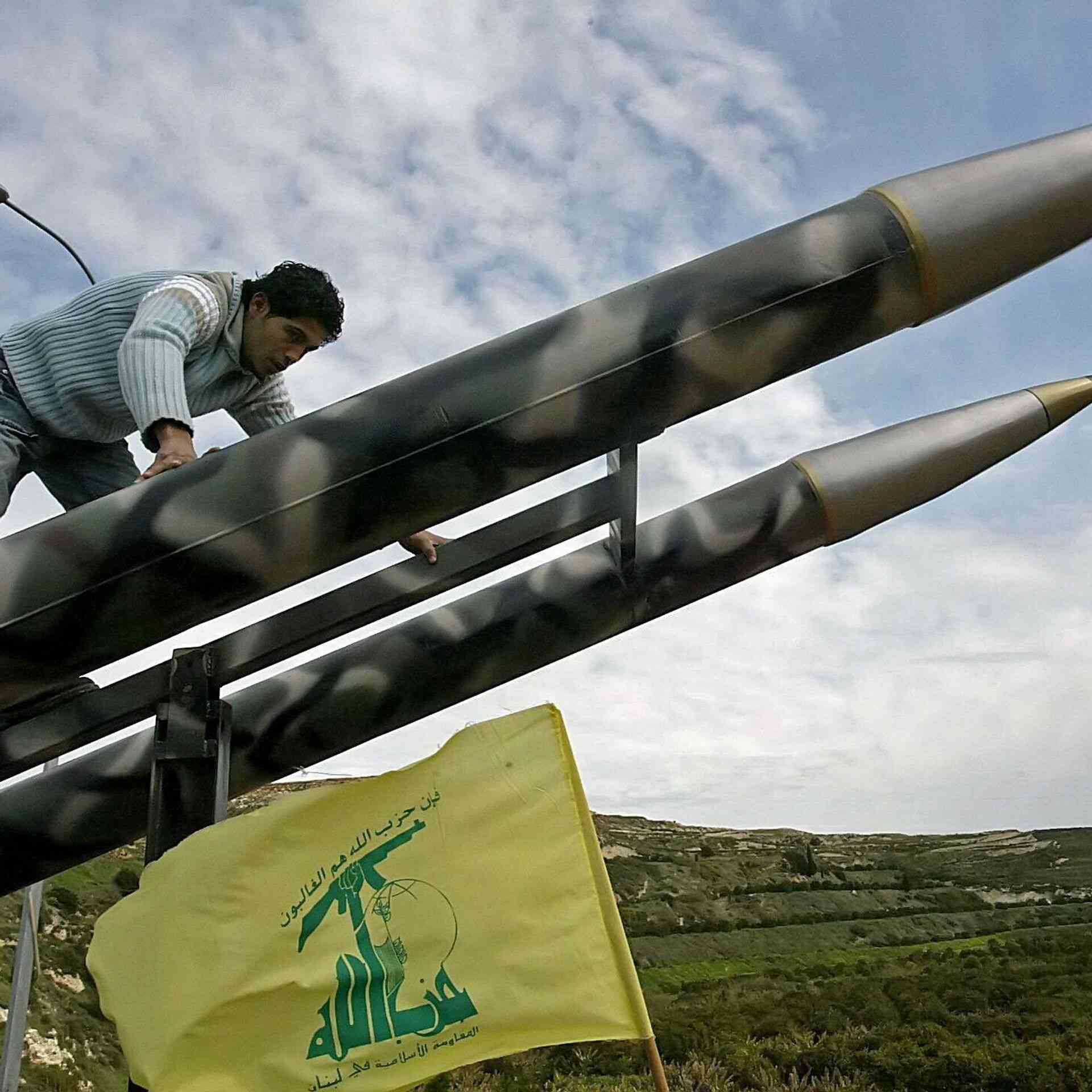 حزب الله بضرب 8 مواقع للاحتلال
