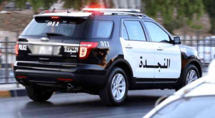 عمان.. هرب من الشرطة فوقع في مصيبة أكبر