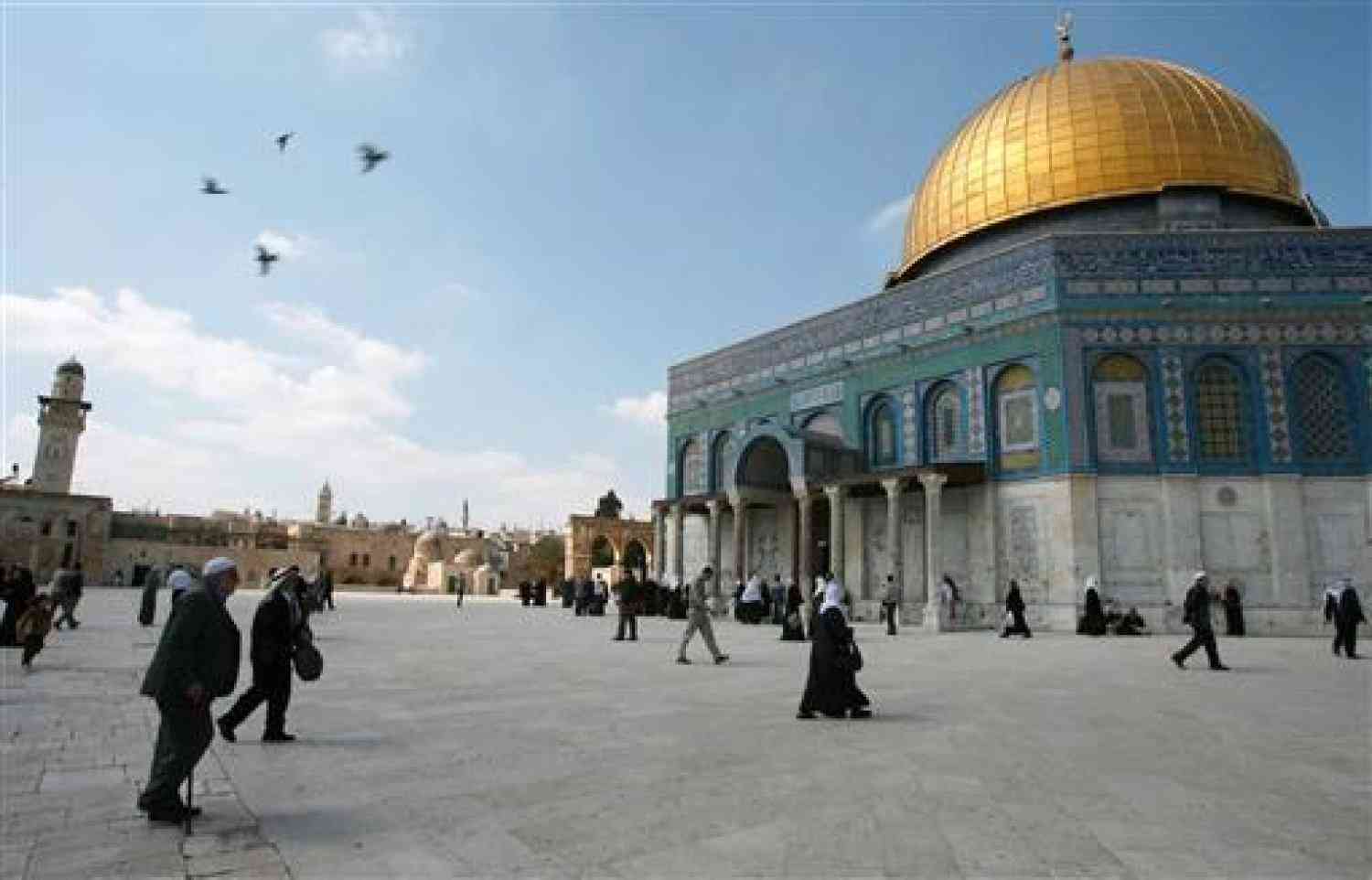 الأردن يدين الاعتداء على حرية العبادة في القدس