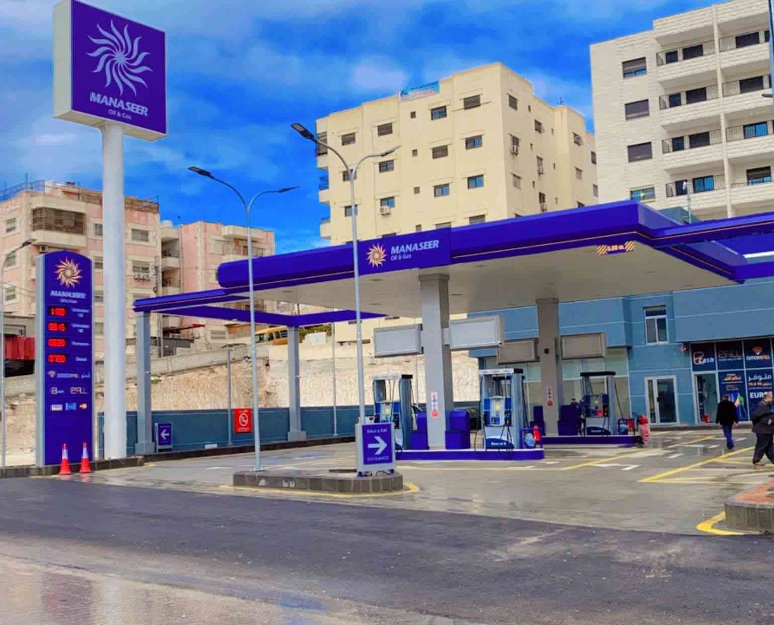 افتتاح محطة وقود جديدة تابعة لشركة المناصير باسم محطة الكرامة الزرقاء