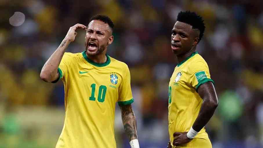 الفيفا يهدد باستبعاد البرازيل من بطولاته