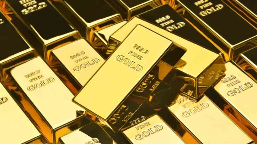 أسعار الذهب تتجه لتسجيل مكاسب عن 2023