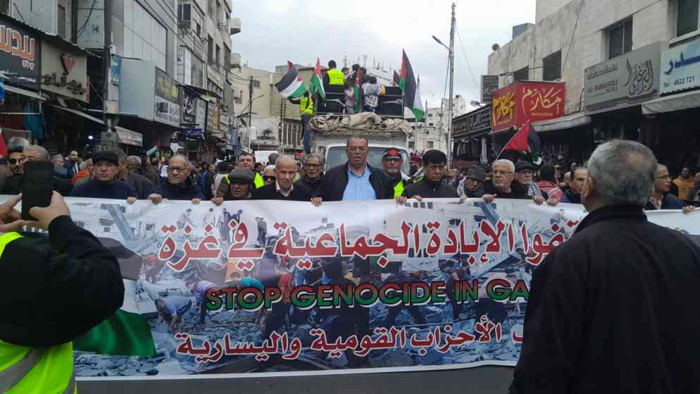 مسيرات في الأردن تطالب بوقف الإبادة الجماعية في غزة