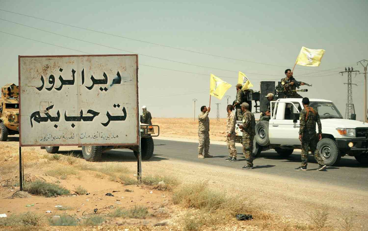 فصائل موالية لإيران تعاود الانتشار في دير الزور قرب الحدود الأردنية