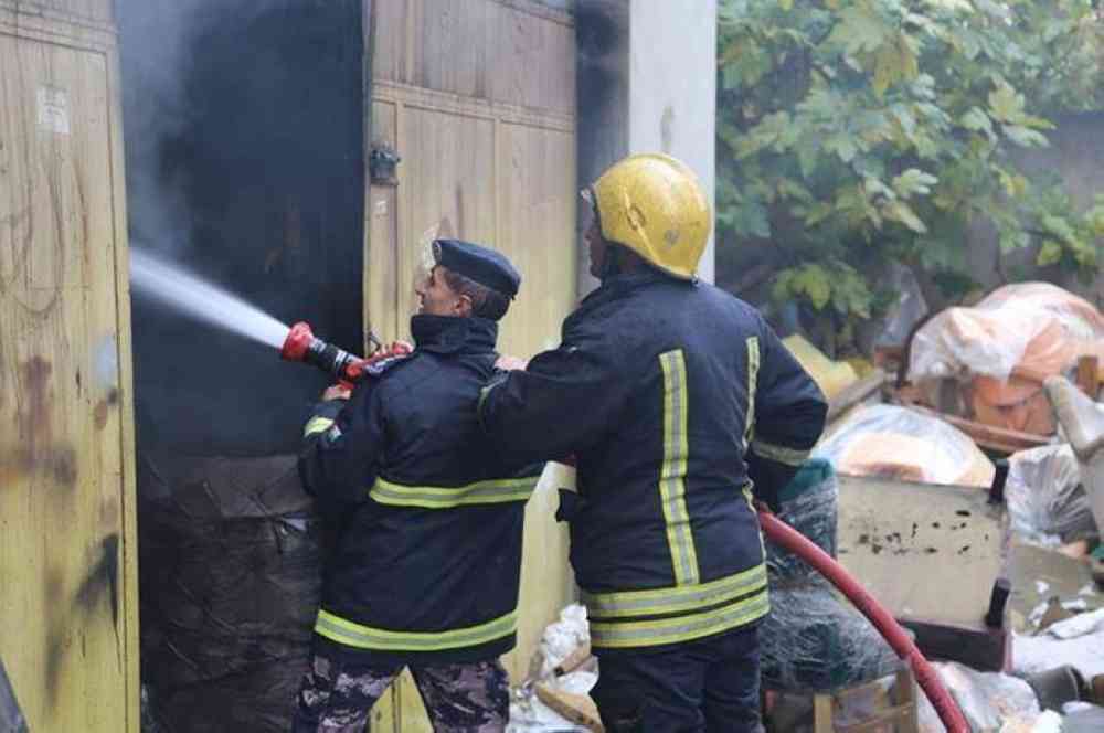 11 إصابة بحريق منزل في إربد
