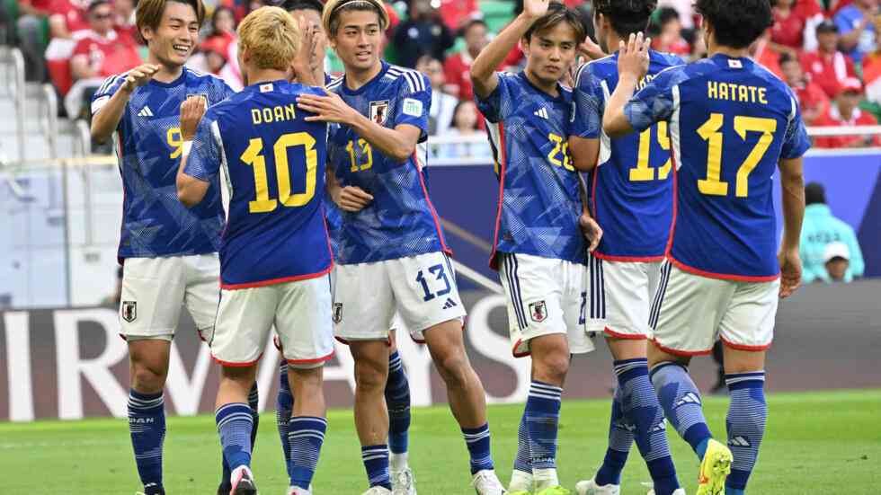 كأس آسيا.. اليابان إلى ثمن النهائي وعلامة كاملة للعراق