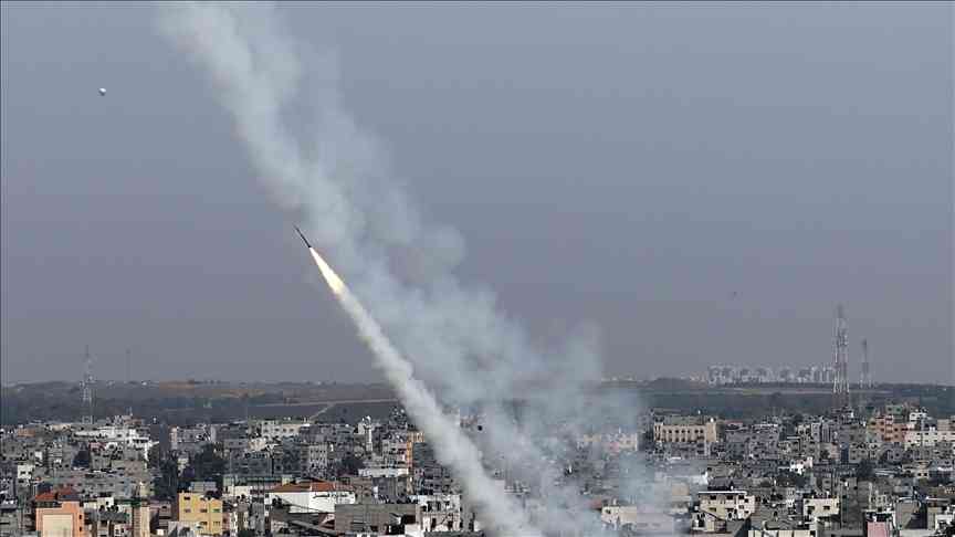 كتائب القسام تقصف تل أبيب برشقة صاروخية (فيديو)