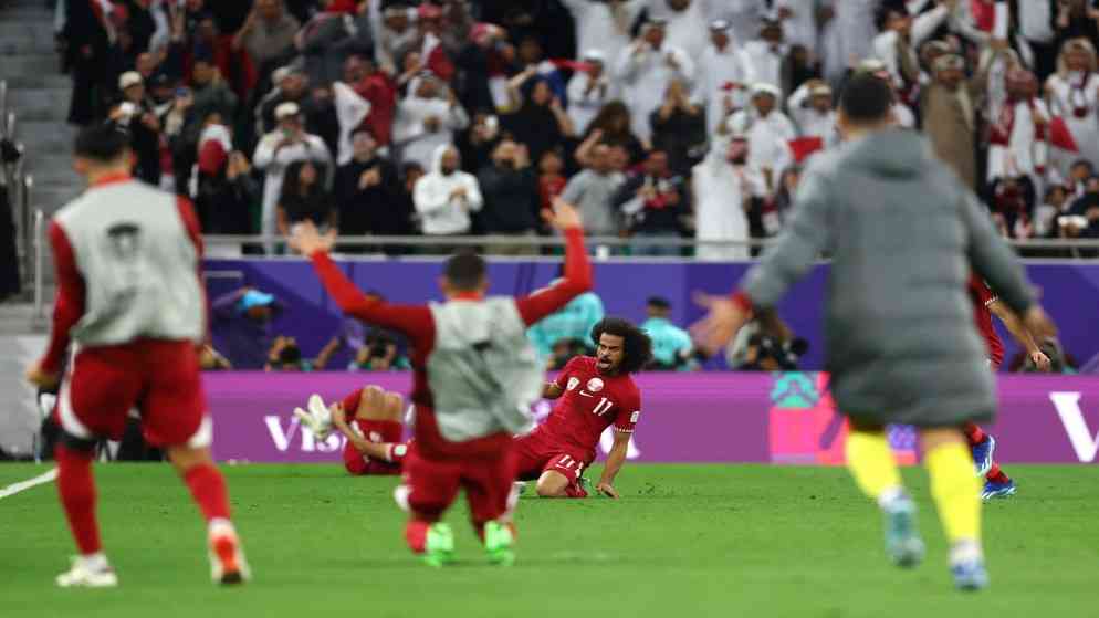 قطر تضرب موعدا  مع النشامى في نهائي كأس آسيا