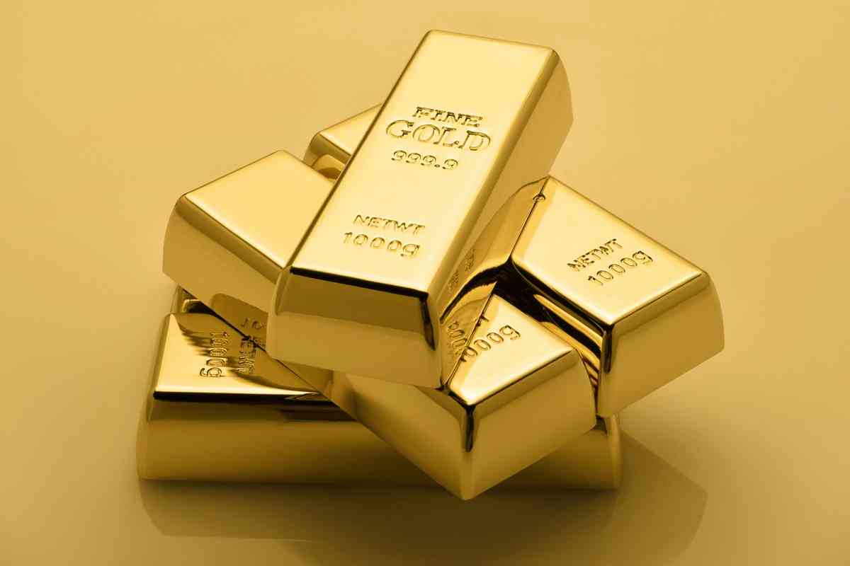 أسعار الذهب تتجه نحو خسائر أسبوعية عالميا