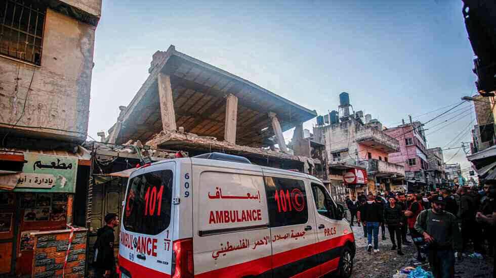 الهلال الأحمر الفلسطيني: جرائم حرب في مستشفى الأمل