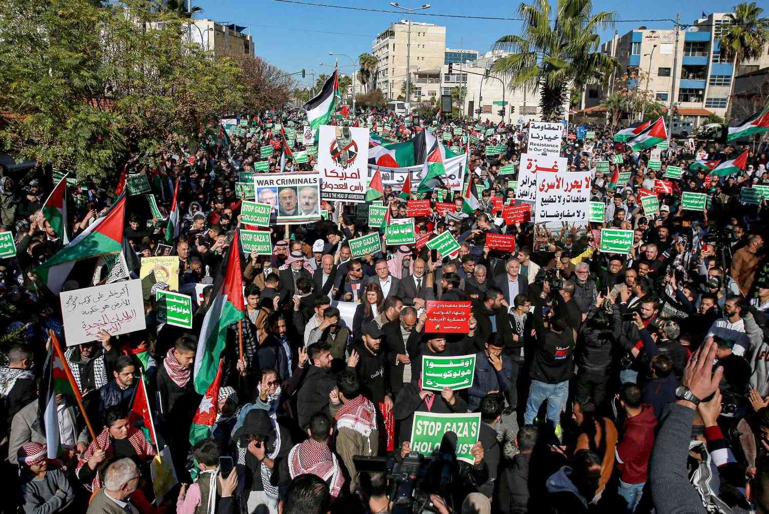رويترز: الأردن ولبنان ومصر تقترب من الخطر