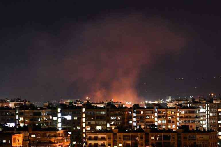دمشق.. دوي انفجارات عنيفة بمنطقة السيدة زينب