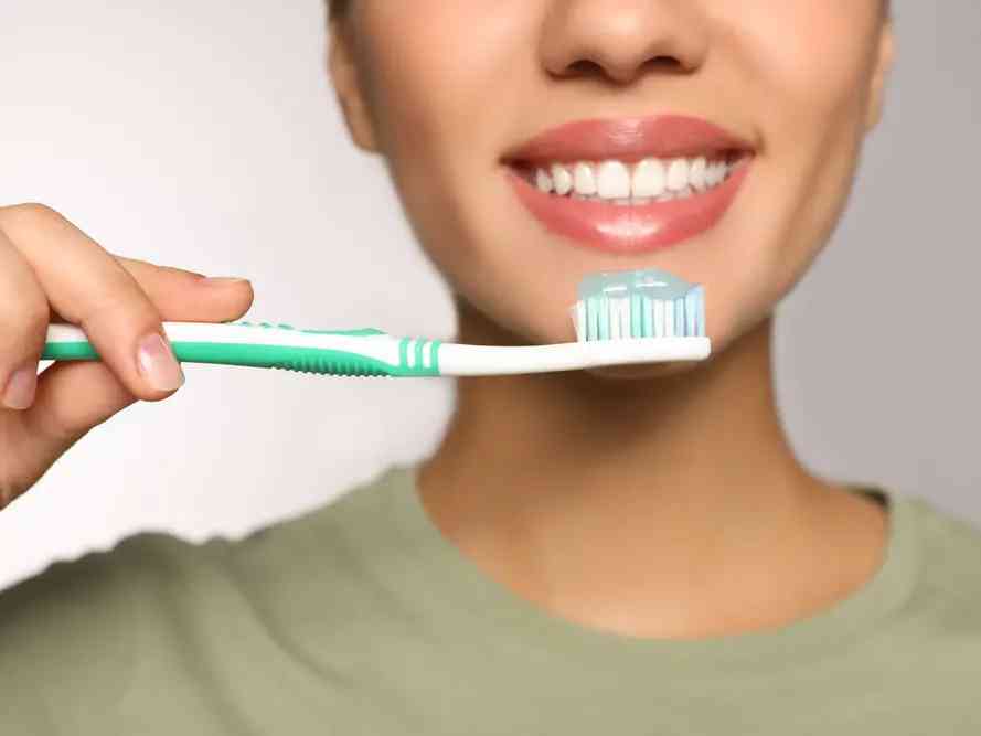 مخاطر مهددة للحياة ترتبط بعدم تنظيف الأسنان