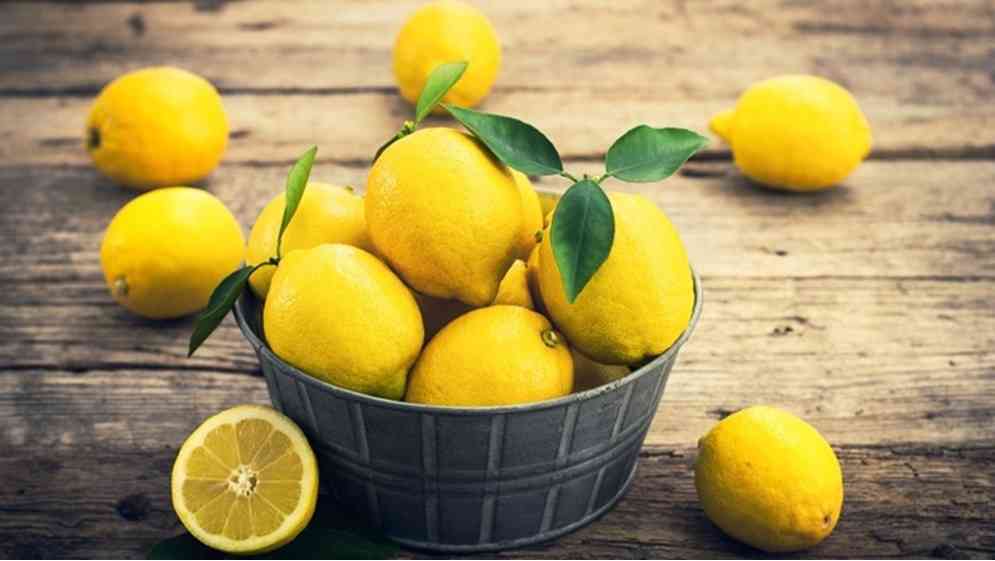 الليمون يمنع تشكل الحصى في الكلى