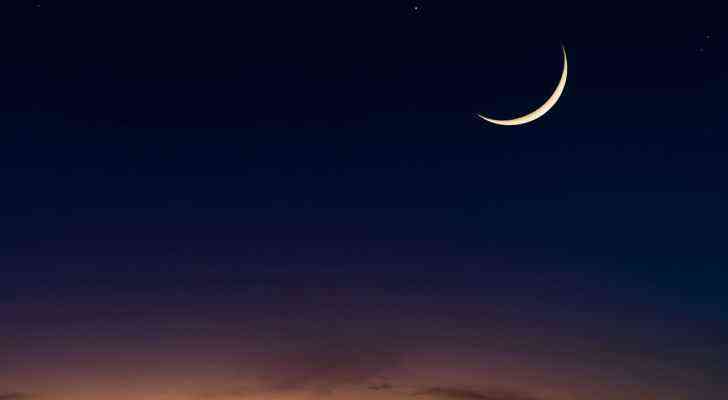 مركز الفلك يعلن موقفه من هلال رمضان